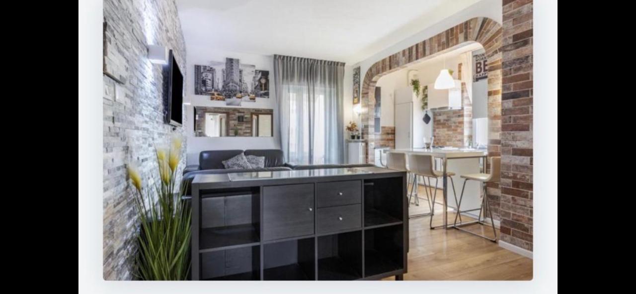 Queen East Verona Apartments المظهر الخارجي الصورة