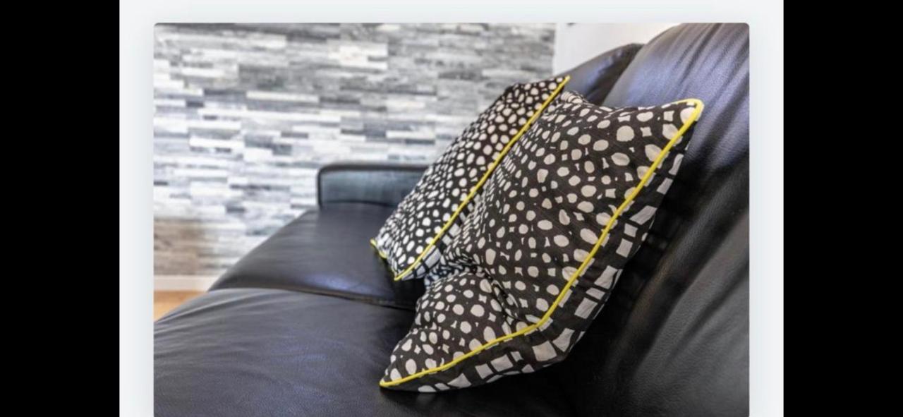 Queen East Verona Apartments المظهر الخارجي الصورة